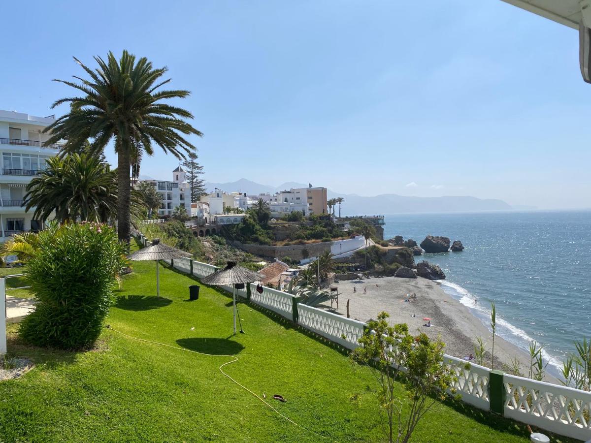 Apartamentos Acapulco At Home Nerja Zewnętrze zdjęcie
