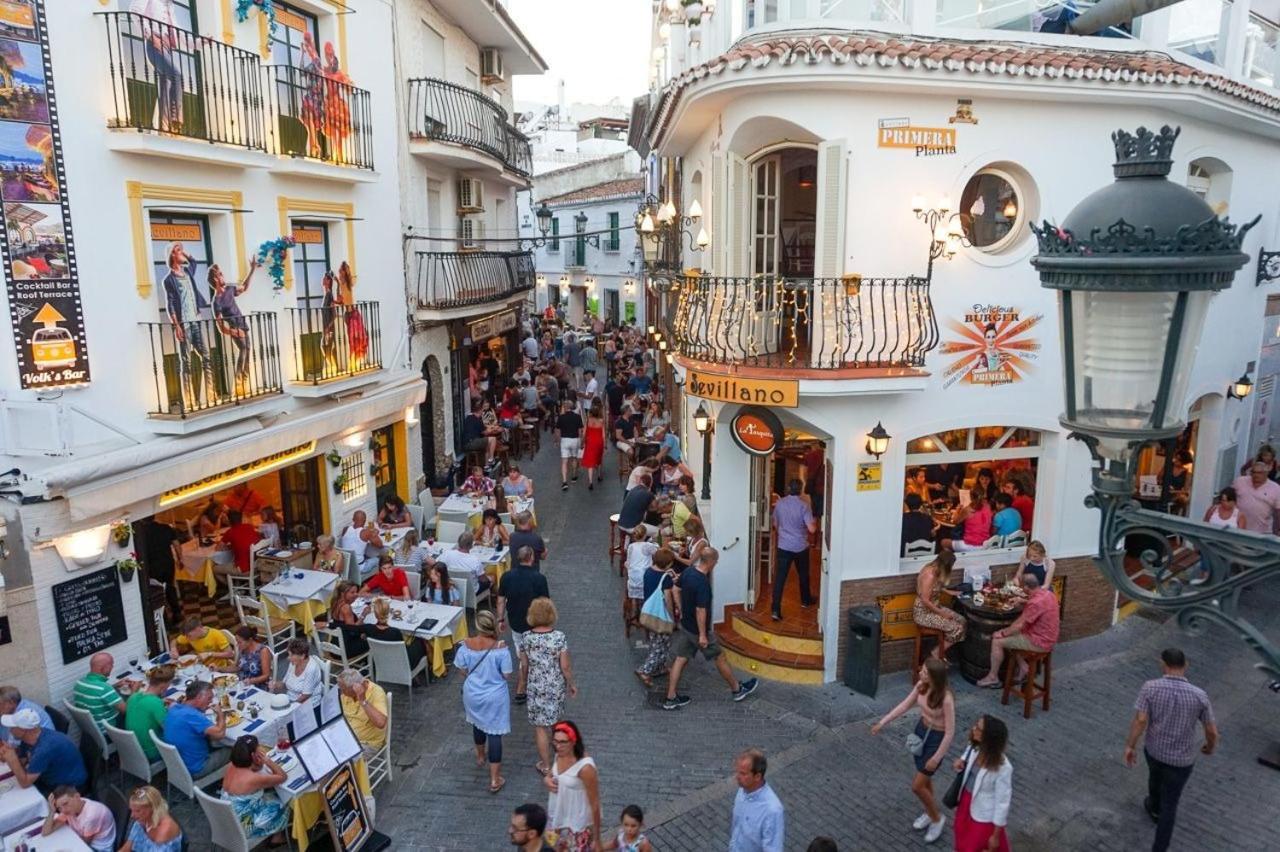 Apartamentos Acapulco At Home Nerja Zewnętrze zdjęcie