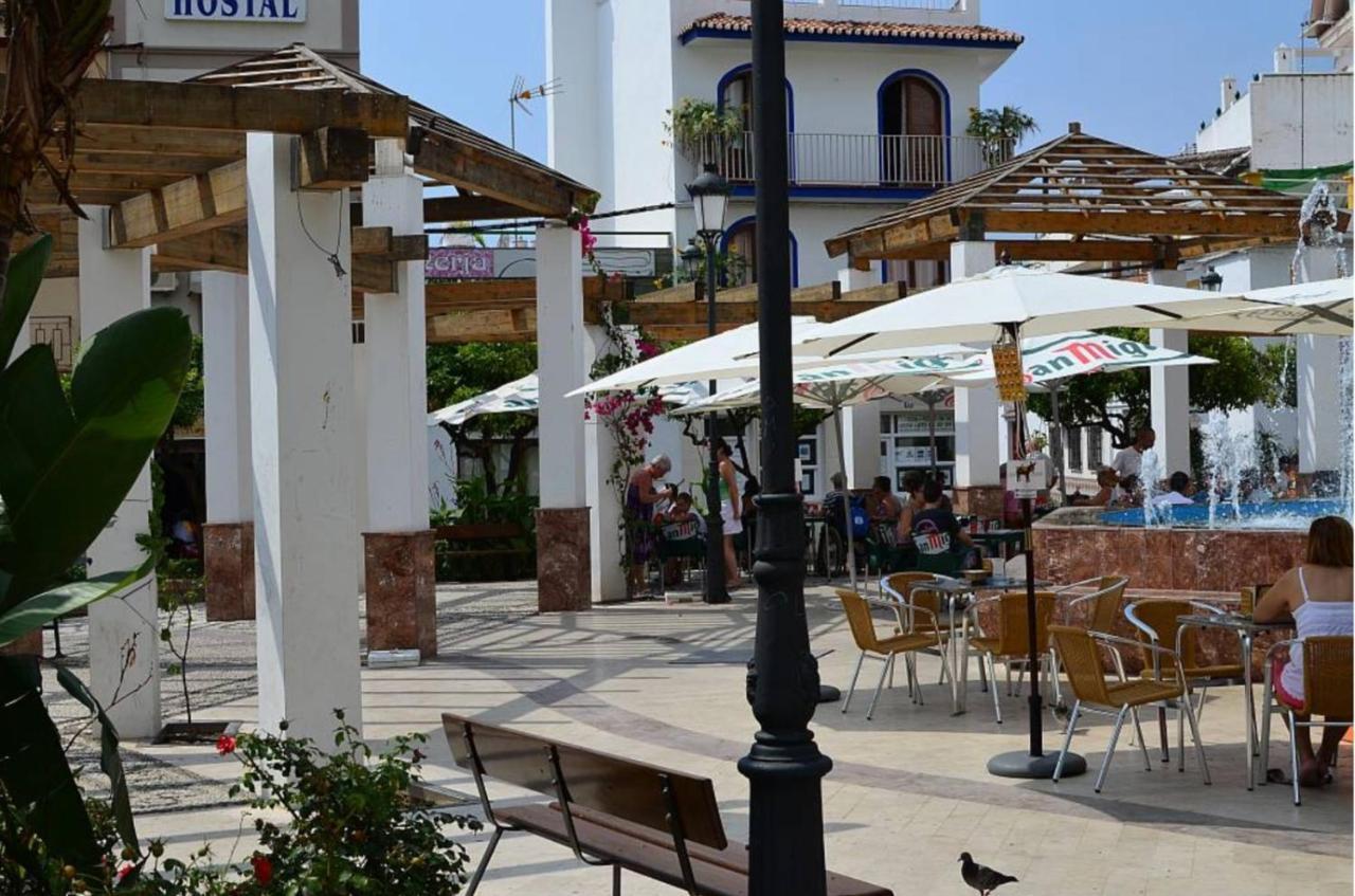 Apartamentos Acapulco At Home Nerja Zewnętrze zdjęcie